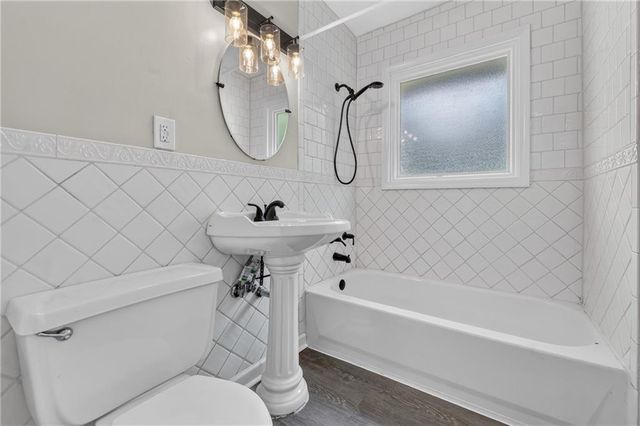 9108 Central Street, Kansas City, MO 64114