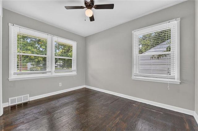 9108 Central Street, Kansas City, MO 64114