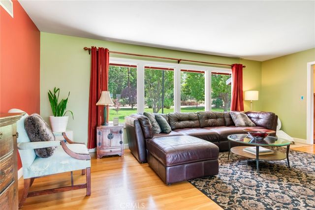 2886 McAllister Street, Riverside, CA 92503