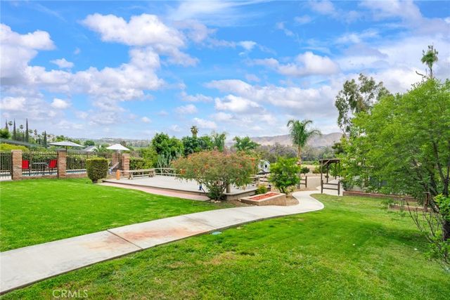 2886 McAllister Street, Riverside, CA 92503