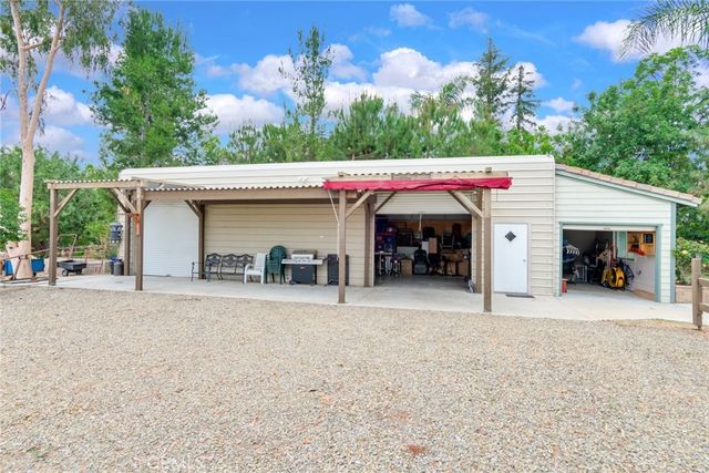 2886 McAllister Street, Riverside, CA 92503