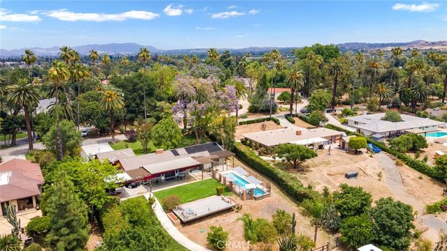 2886 McAllister Street, Riverside, CA 92503