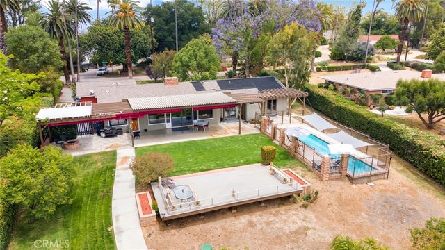 2886 McAllister Street, Riverside, CA 92503