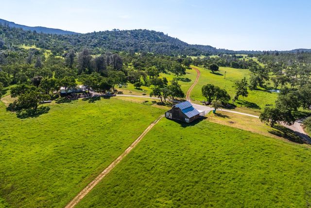 8591 Hogan Dam Rd, Valley Springs, CA 95252