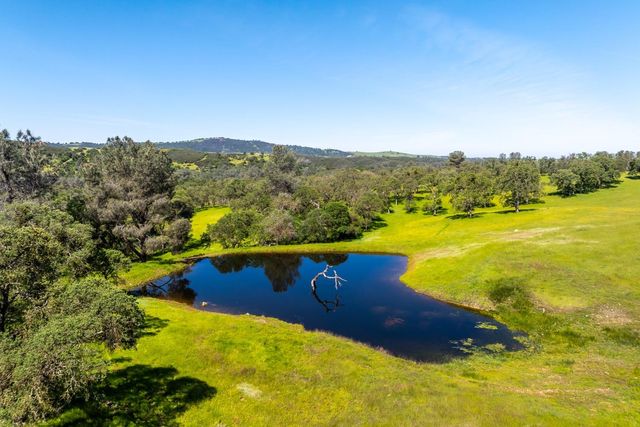 8591 Hogan Dam Rd, Valley Springs, CA 95252