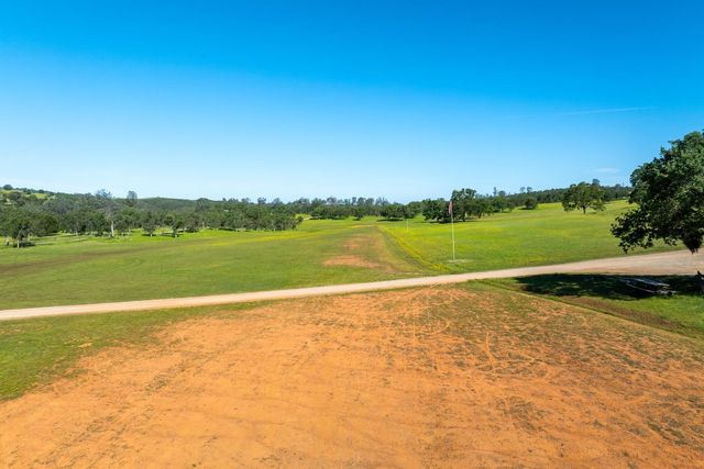 8591 Hogan Dam Rd, Valley Springs, CA 95252