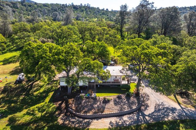 8591 Hogan Dam Rd, Valley Springs, CA 95252