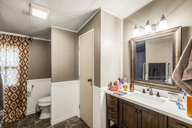 8591 Hogan Dam Rd, Valley Springs, CA 95252