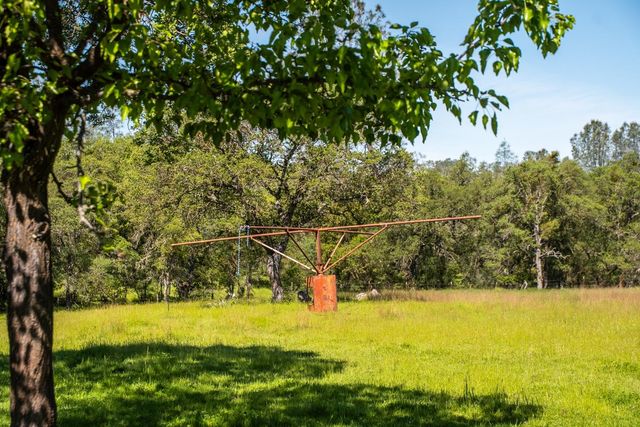 8591 Hogan Dam Rd, Valley Springs, CA 95252