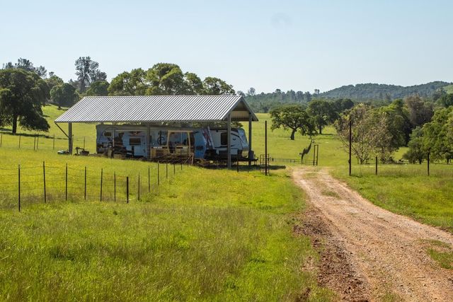 8591 Hogan Dam Rd, Valley Springs, CA 95252