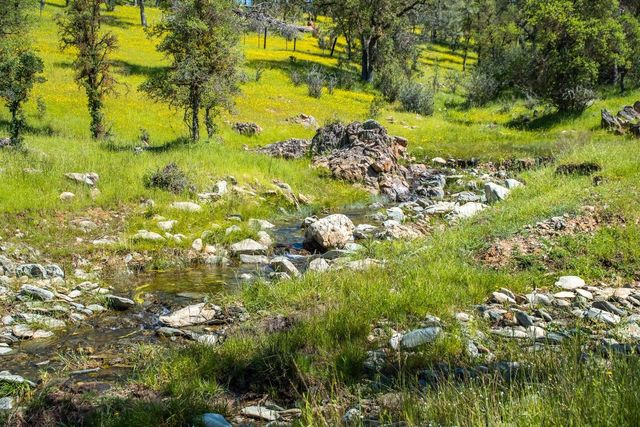 8591 Hogan Dam Rd, Valley Springs, CA 95252
