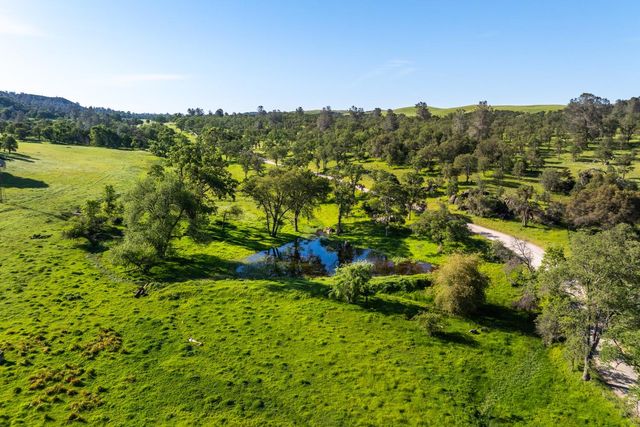 8591 Hogan Dam Rd, Valley Springs, CA 95252
