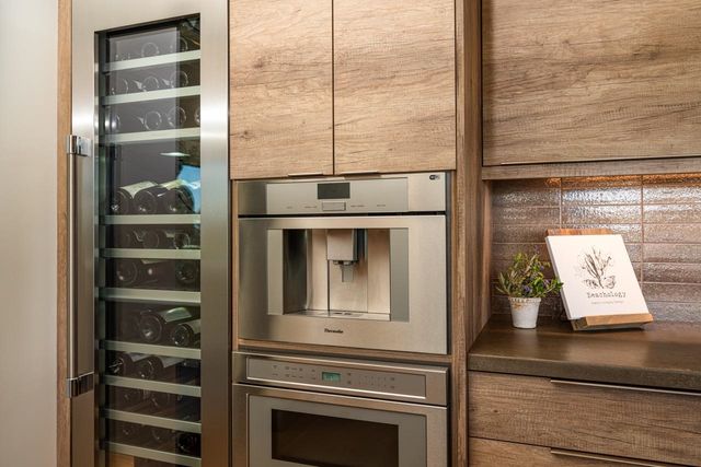 144 Halau Pl, Kihei, HI 96753