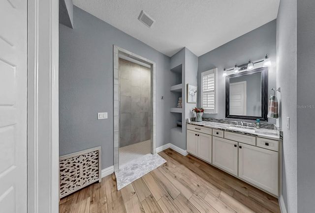 6951 CRESTPOINT DRIVE, Apollo Beach, FL 33572