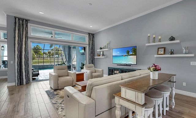 6951 CRESTPOINT DRIVE, Apollo Beach, FL 33572