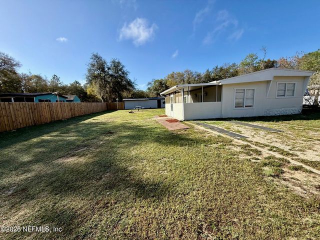 109 MARTINDALE Avenue, Interlachen, FL 32148