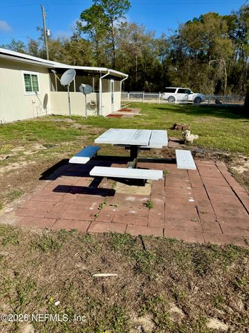 109 MARTINDALE Avenue, Interlachen, FL 32148