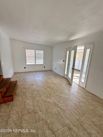 109 MARTINDALE Avenue, Interlachen, FL 32148