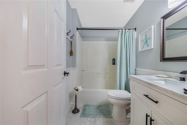 194 S LAKE MARIAM DRIVE, Winter Haven, FL 33884