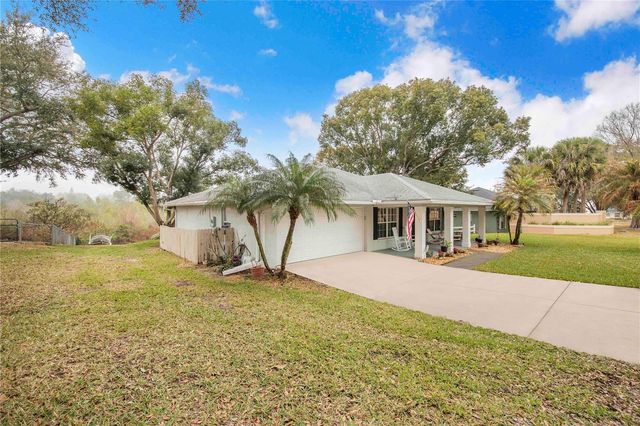 194 S LAKE MARIAM DRIVE, Winter Haven, FL 33884