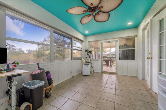 194 S LAKE MARIAM DRIVE, Winter Haven, FL 33884