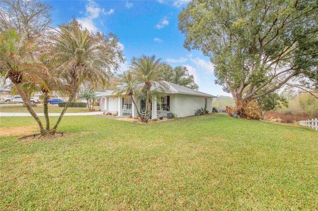 194 S LAKE MARIAM DRIVE, Winter Haven, FL 33884