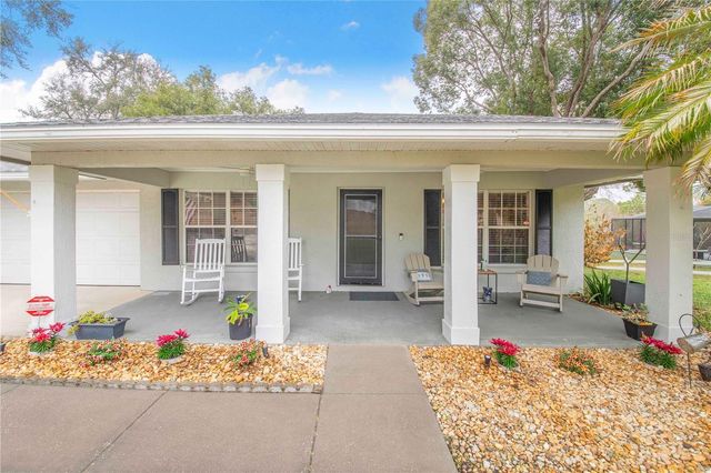 194 S LAKE MARIAM DRIVE, Winter Haven, FL 33884