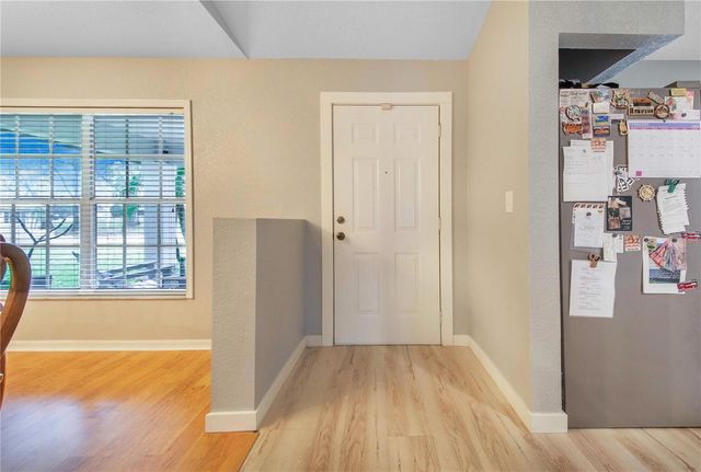 194 S LAKE MARIAM DRIVE, Winter Haven, FL 33884