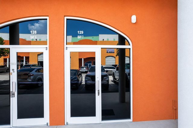 2970 W 84th St 7, Hialeah, FL 33018