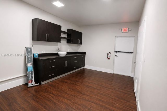 2970 W 84th St 7, Hialeah, FL 33018