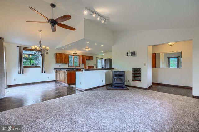 20408 OLD YORK RD, White Hall, MD 21161