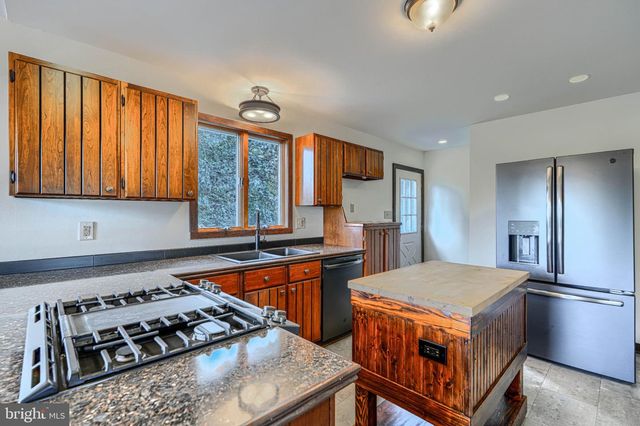 20408 OLD YORK RD, White Hall, MD 21161