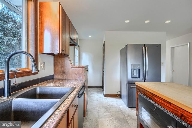 20408 OLD YORK RD, White Hall, MD 21161