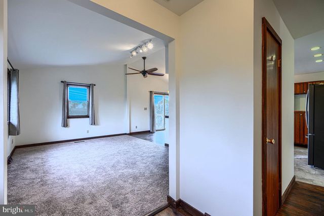 20408 OLD YORK RD, White Hall, MD 21161