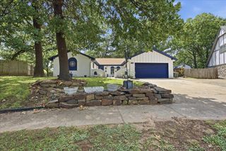 334 Spruce Court, Sand Springs, OK 74063