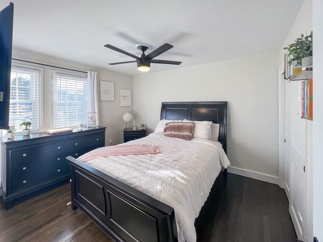 82 Kearns Ave, Tiverton, RI 02878