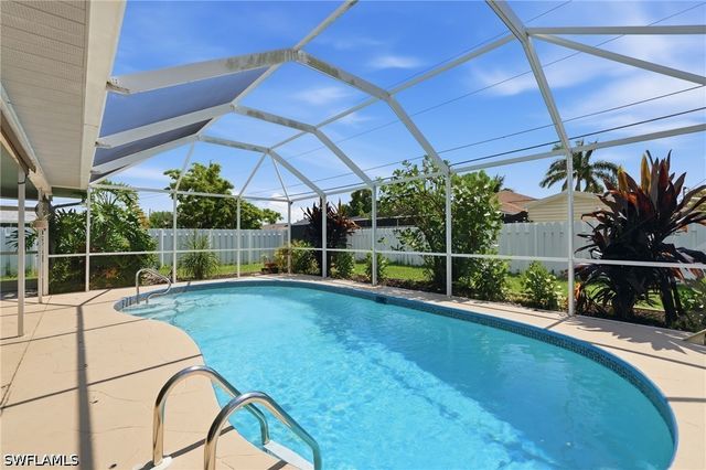 329 SE 16th PL, Cape Coral, FL 33990