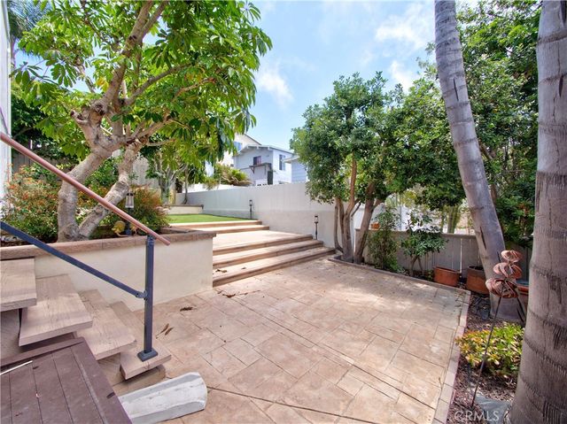 1080 Noria, Laguna Beach, CA 92651