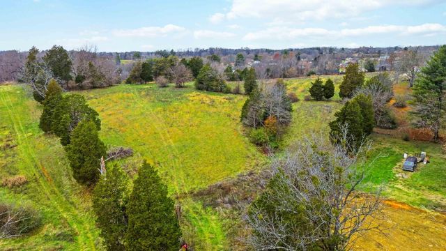 2001 KY-1247, Somerset, KY 42503