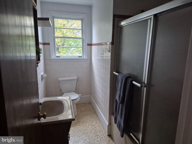 1858 WHITE OAK RD, Strasburg, PA 17579