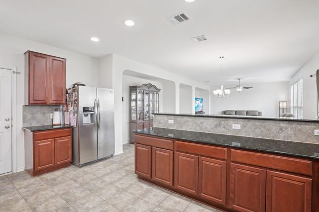 132 Brittany LN, Bastrop, TX 78602