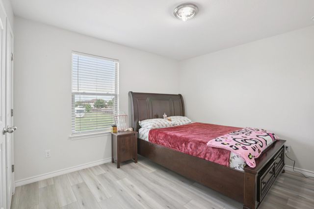 132 Brittany LN, Bastrop, TX 78602
