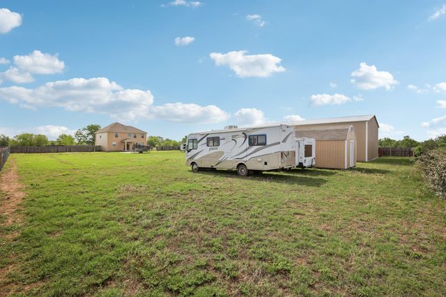 132 Brittany LN, Bastrop, TX 78602