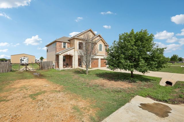 132 Brittany LN, Bastrop, TX 78602