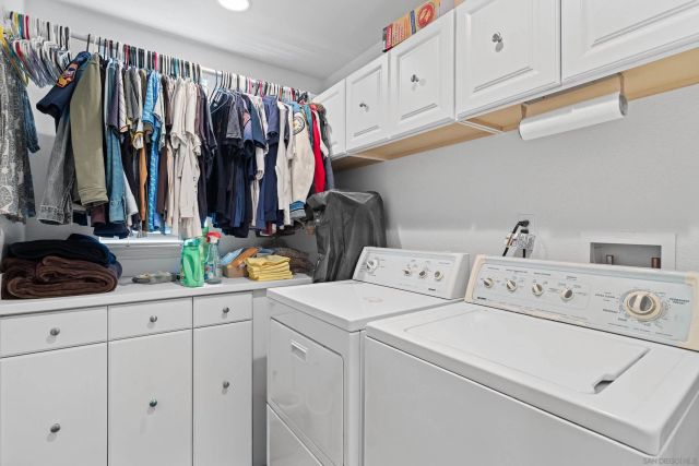 1745 Blue Water Ln, San Marcos, CA 92078
