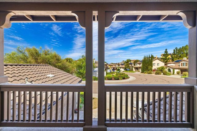 1745 Blue Water Ln, San Marcos, CA 92078