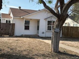 927 S 5th Avenue, Edinburg, TX 78539