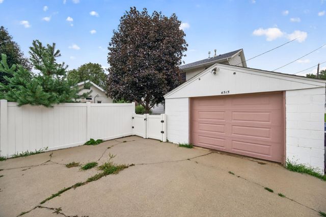 4515 44th Avenue S, Minneapolis, MN 55406