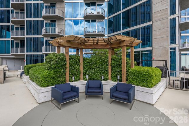 210 N Church Street 2006, Charlotte, NC 28202