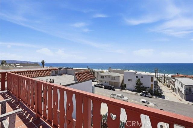 4308 Crest Drive, Manhattan Beach, CA 90266